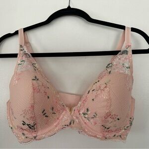 Victoria's Secret Pink Floral Lace Bra